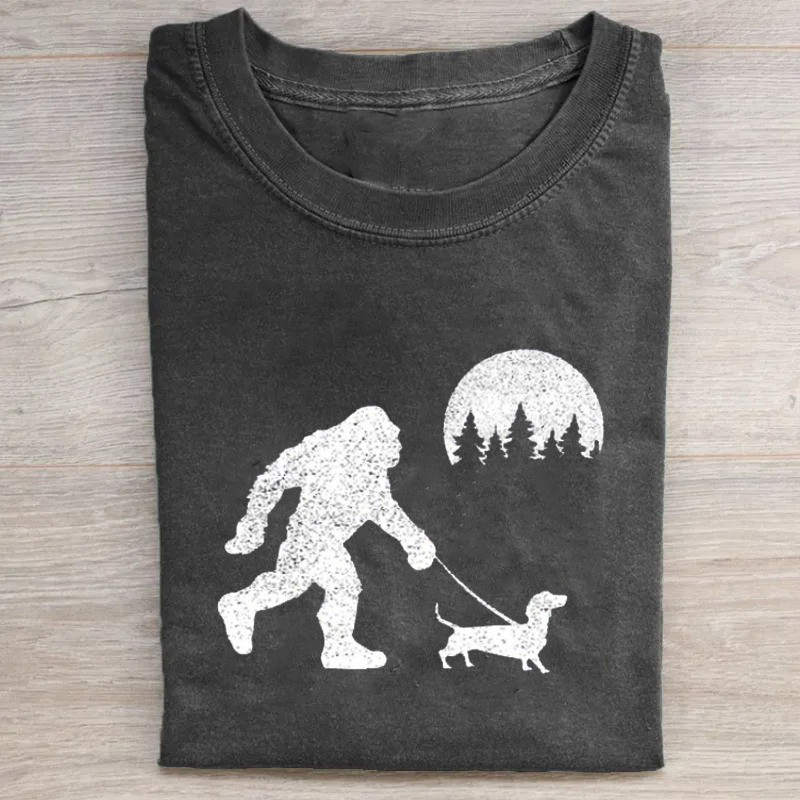 Funny Bigfoot Walking With Wiener Dog T-shirt Gifts For Father's Day From Son Funny Bigfoot Walking With Wiener Dog T-shirt Gifts For Father's Day From Son