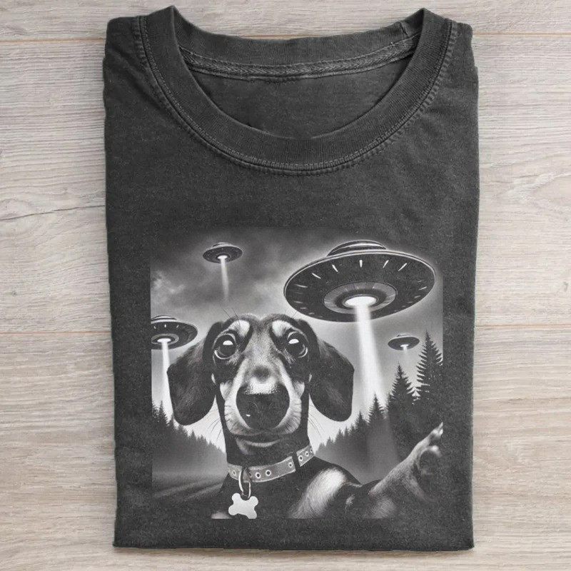 Funny Dachshund UFO Selfie T-Shirt Wiener Dog Lovers Shirt Gifts For New Dads Funny Dachshund UFO Selfie T-Shirt Wiener Dog Lovers Shirt Gifts For New Dads