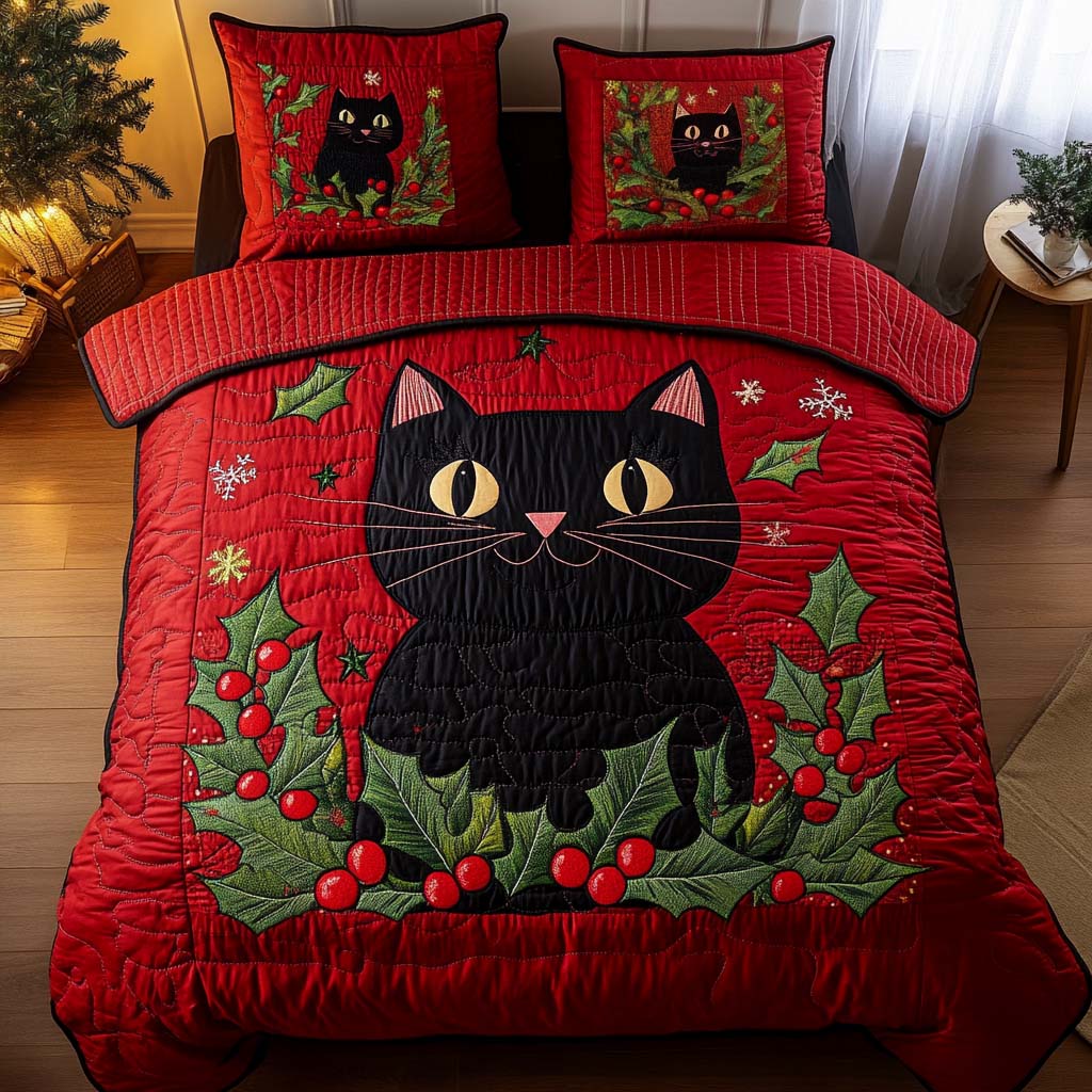 Holly Charm Quilted Bedding Set Christmas Gift Ideas For Cats Holly Charm Quilted Bedding Set Christmas Gift Ideas For Cats